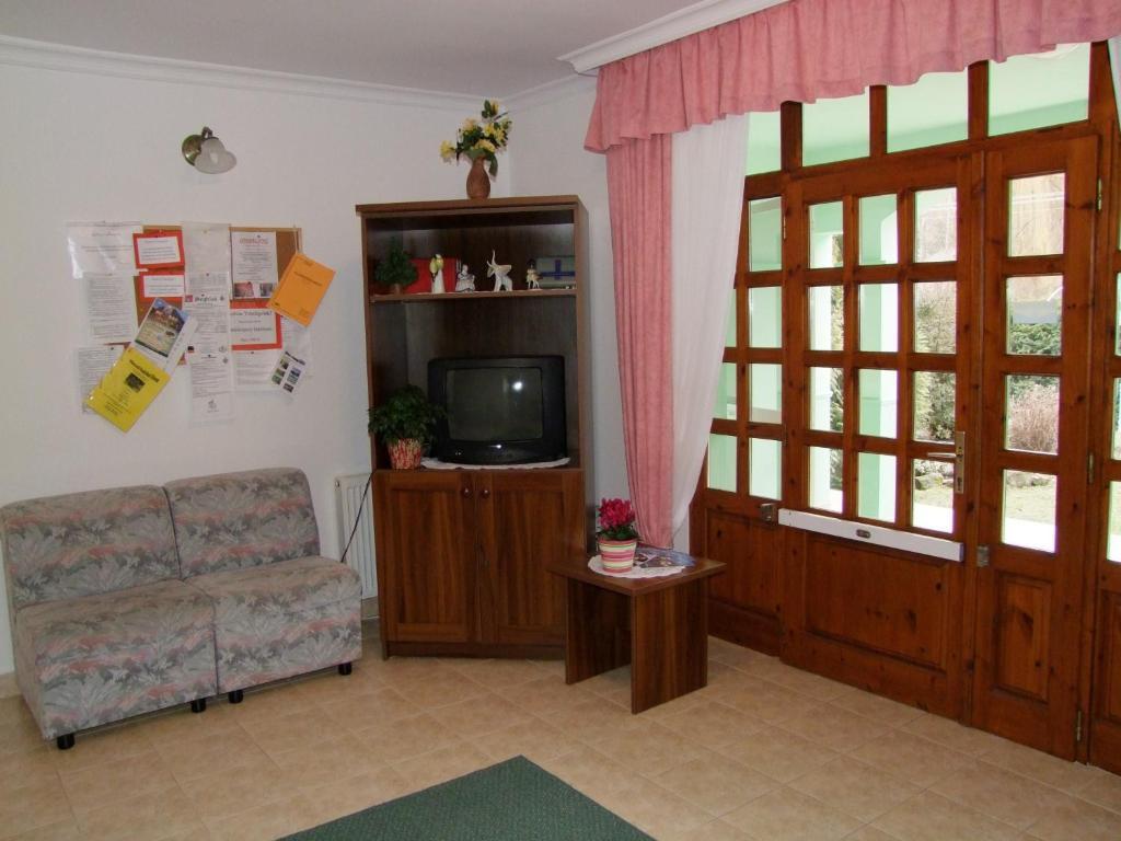 Rajna Apartmanhaz Богач Екстер'єр фото